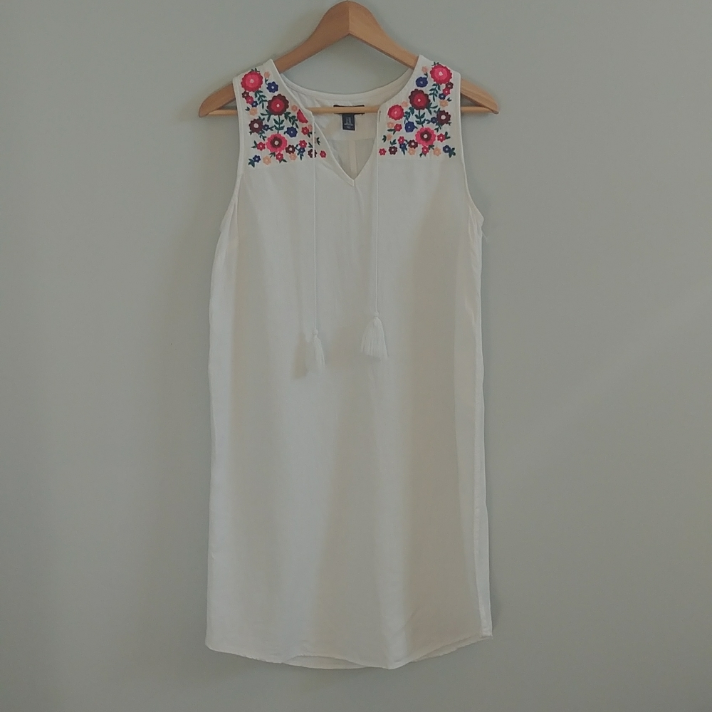 Gap Floral Embroidered Shirt Dress